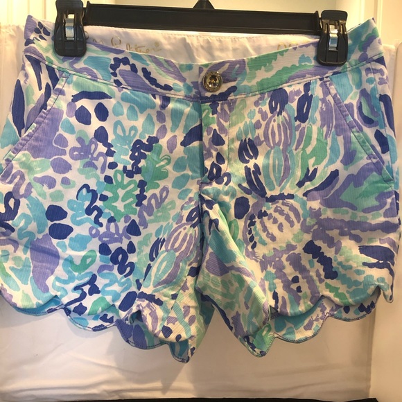 Lilly Pulitzer Shorts - Picture 1 of 5